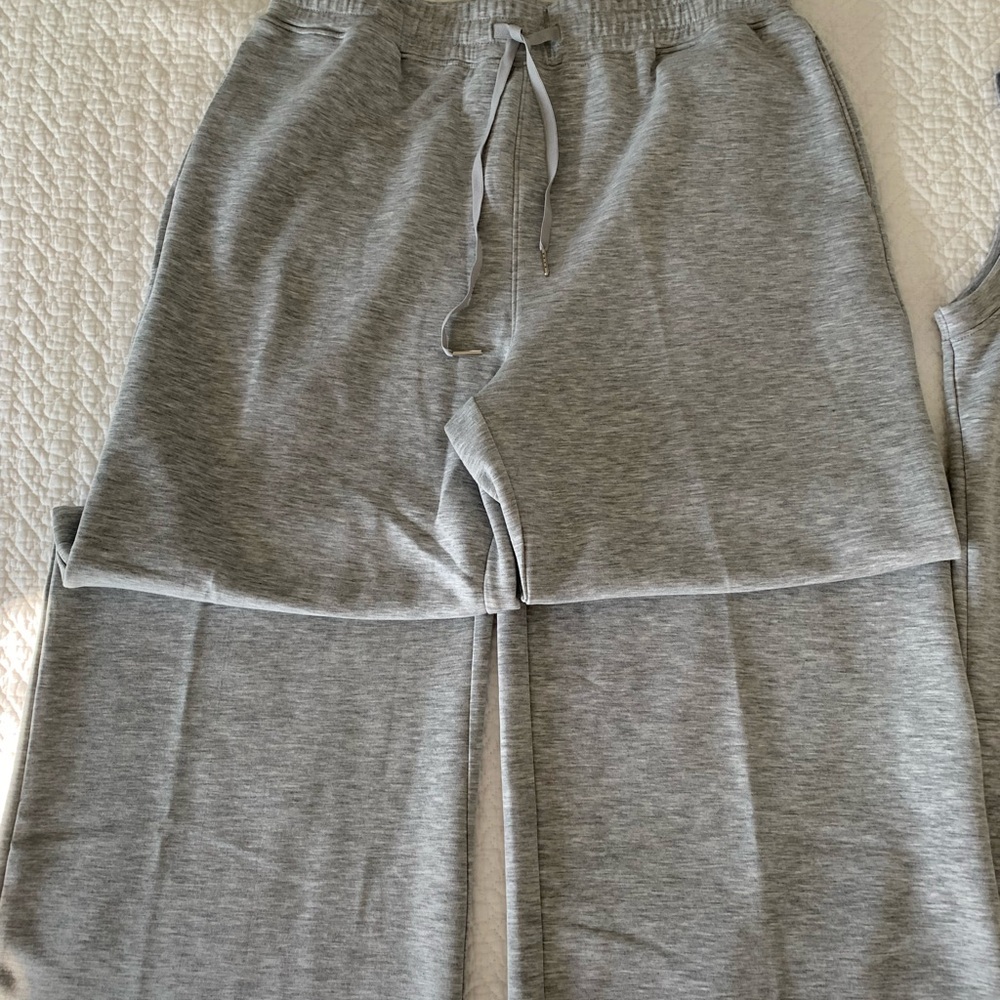 ANRABESS Women's Light Gray 2 Piece Lounge Set - Picture 4 of 10